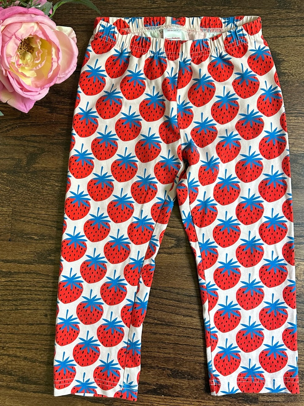 Hanna Andersson strawberry leggings, size 140/10US